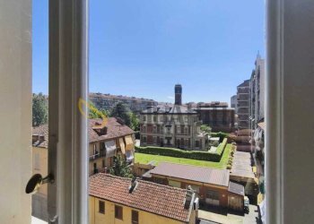 vista - Three-room apartment VIA SOMMARIVA 1, Torino (neighborhood Nizza Millefonti) - photo 3