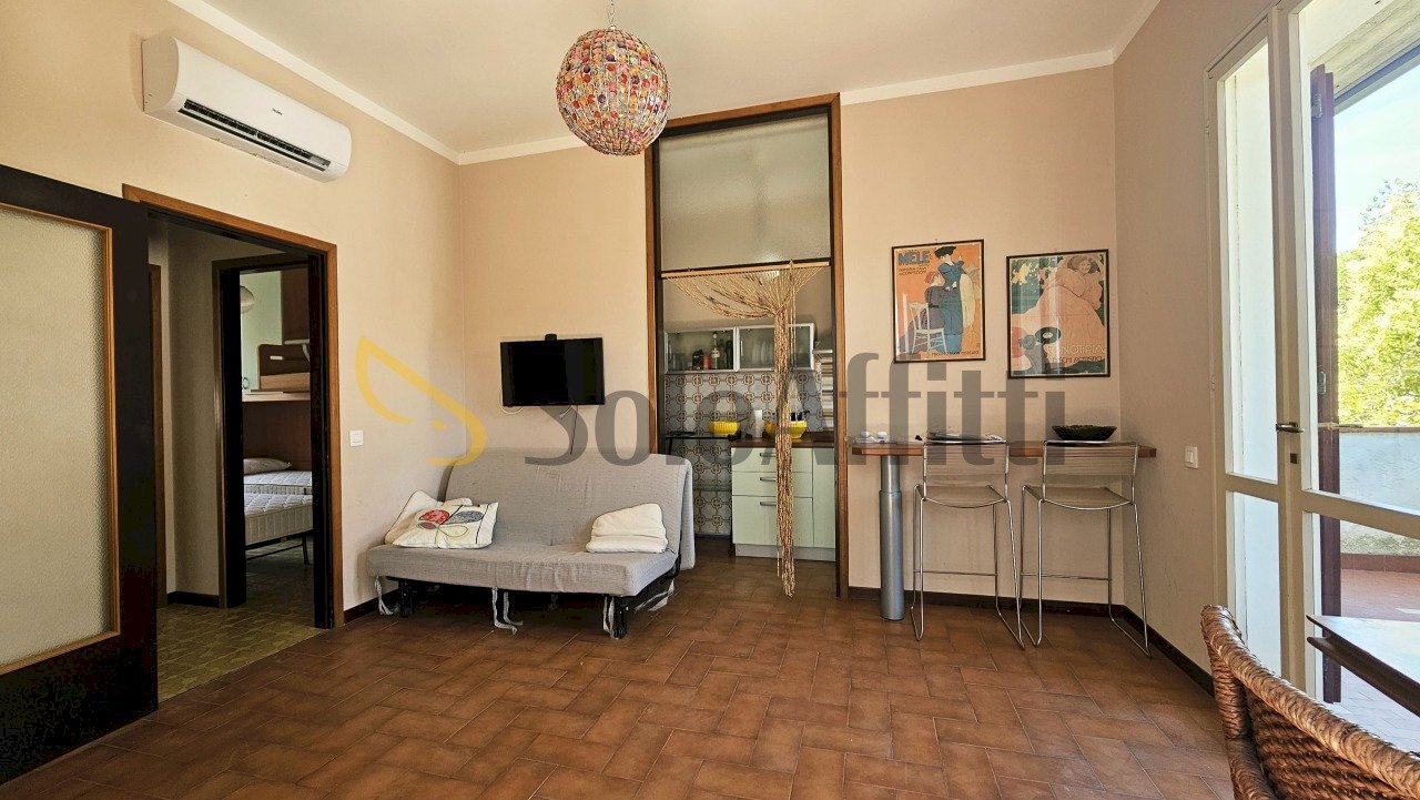 sala con divano letto - Casa indipendente Via Vasco de Gama 16, Ravenna - foto 1