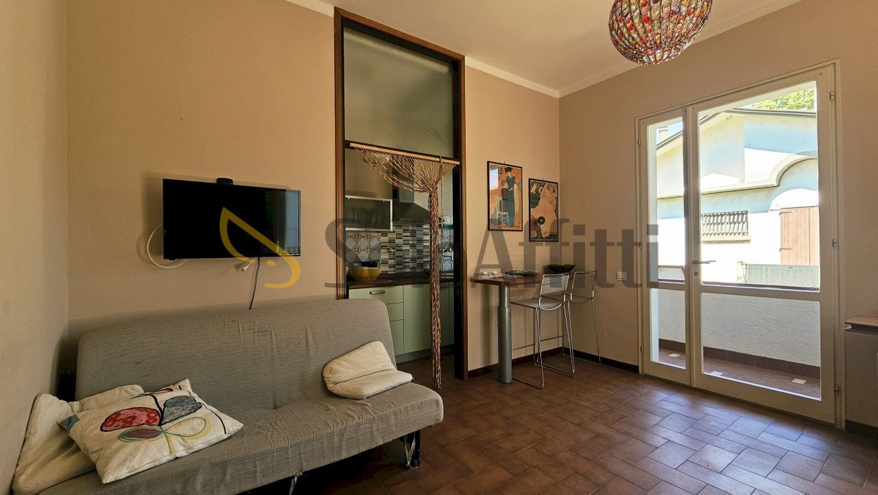 sala con divano letto - Casa indipendente Via Vasco de Gama 16, Ravenna - foto 2