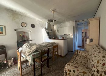 19084f4b-2a7a-4b04-b44e-91bd9233f1fe.jpg - Bilocale Sarzana - foto 8