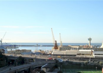 1 VISTA.jpg - Appartamento Vico di Campopisano 10, Genova - foto 2