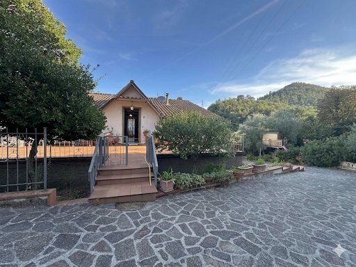 F564BD53-9746-4474-BDCB-7B4B2B0BFAEF - Villa Via Mario Tronci 17, Vaiano - photo 1