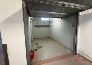 2.1 BOX - Box URSONE 46R, Genova (zona Nervi) - foto 4
