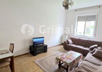 salotto - Three-room apartment Via Chivasso 27/A, Vercelli - photo 2