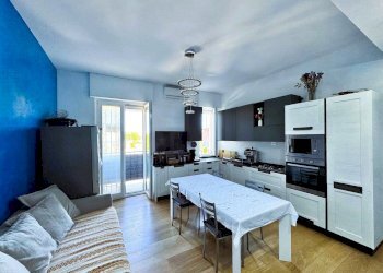 5967453760819152948.jpg - Two-room apartment Via Alessandro Manzoni 3, Pero - photo 1