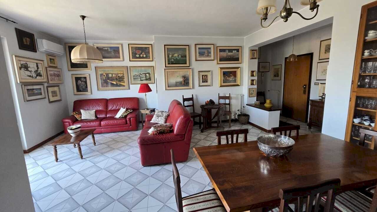 VISTA SALA - Appartamento Via Principessa Iolanda di Savoia 68, Sassari - foto 1