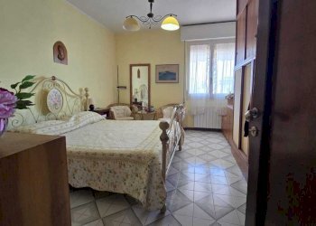 CAMERA DA LETTO MATRIMONIALE - Appartamento Via Principessa Iolanda di Savoia 68, Sassari - foto 11