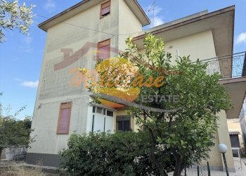 d7ca4c4e-3ad0-4143-abe6-5fc9b39fb900 - Villa Via Franca Maria Gianni, Siracusa - photo 17