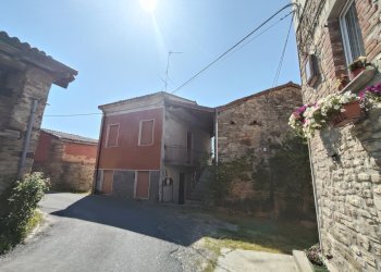 facciata - Porzione di casa Località Casa Perotti, Alta Val Tidone - foto 26