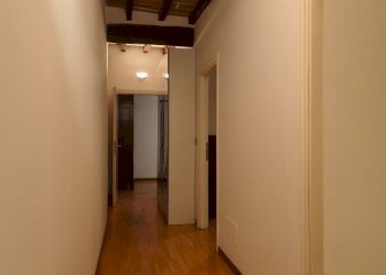 Corridoio - Three-room apartment Modena (neighborhood Circoscrizione 1) - photo 18