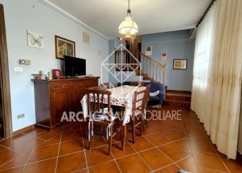 soggiorno - Four-room apartment via dei partigiani 6., Boves - photo 5