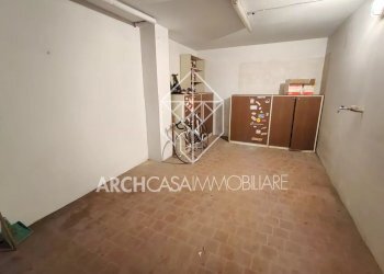 garage - Four-room apartment via dei partigiani 6., Boves - photo 15