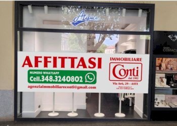 Negozio piazza Vittorio Alfieri, Asti - foto 2
