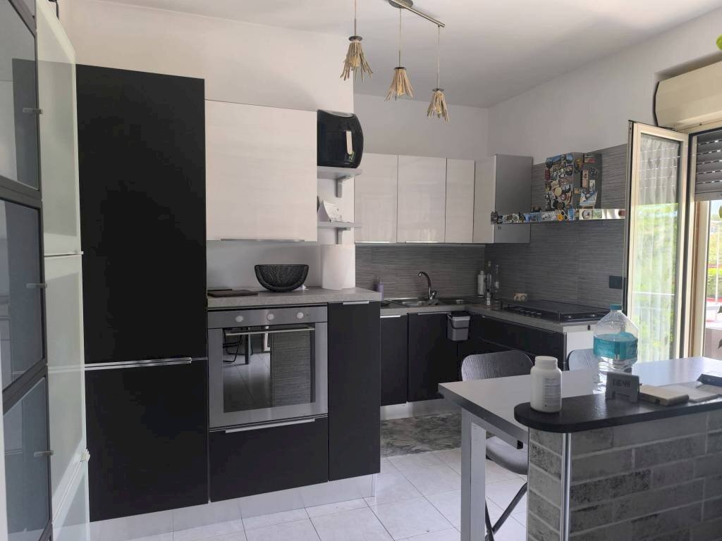 Three-room apartment via Francesco Caracciolo, Mercato San Severino - photo 1