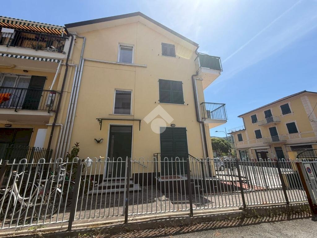 Four-room apartment Via V. Annuti, Casarza Ligure - photo 2