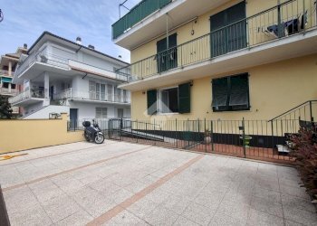 Quadrilocale Via V. Annuti, Casarza Ligure - foto 3