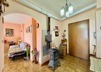 Two-room apartment Strada Fornelli Chiaves, Monastero di Lanzo - photo 8