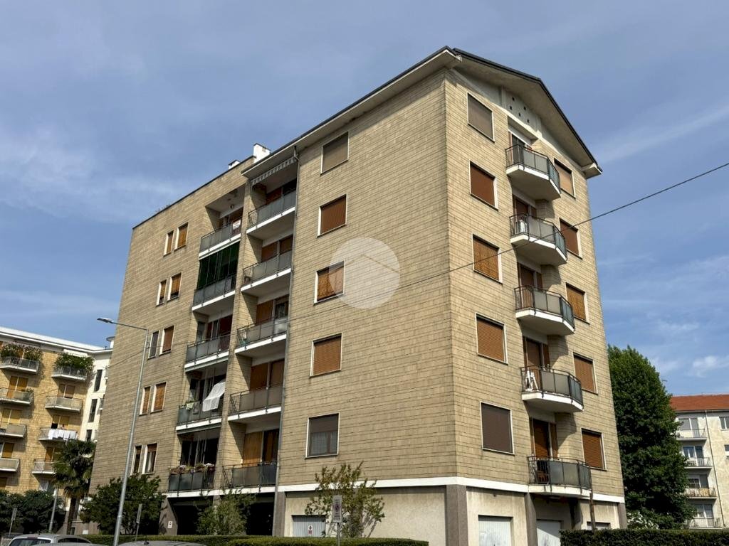 Apartment Via alcide de gasperi, Ivrea - photo 3