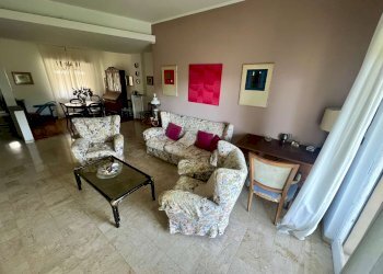 Trilocale Genova (zona Pegli) - foto 4