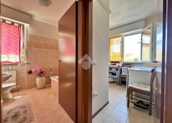Four-room apartment Via Enrico Berlinguer, Tavullia - photo 18