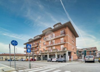 Three-room apartment Via Trento, Piossasco - photo 1