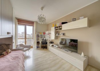 Three-room apartment Via Trento, Piossasco - photo 14