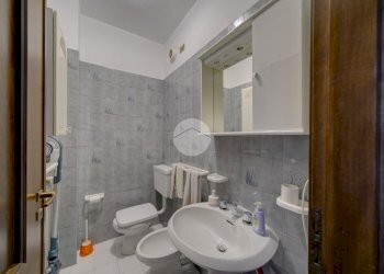 Three-room apartment Via Trento, Piossasco - photo 23