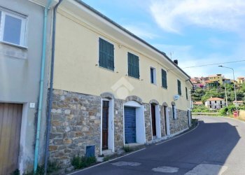 Semi-detached house Via Principale, Diano Arentino - photo 1