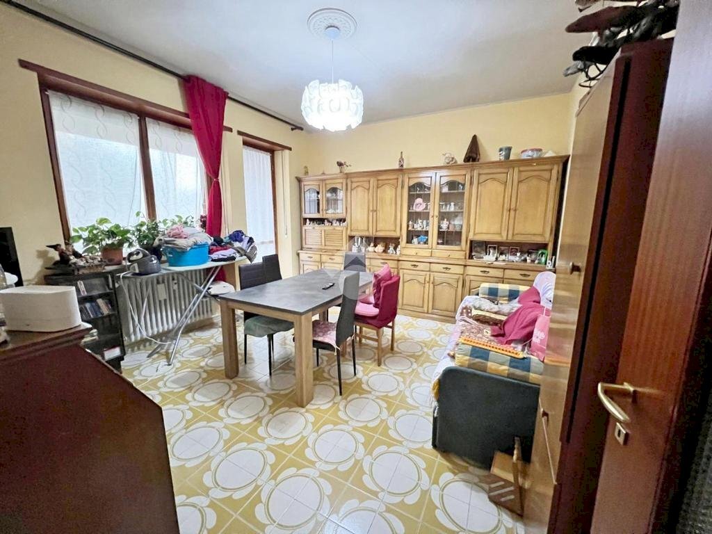 Quadrilocale Via Giuseppe Mazzini, Ciriè - foto 2