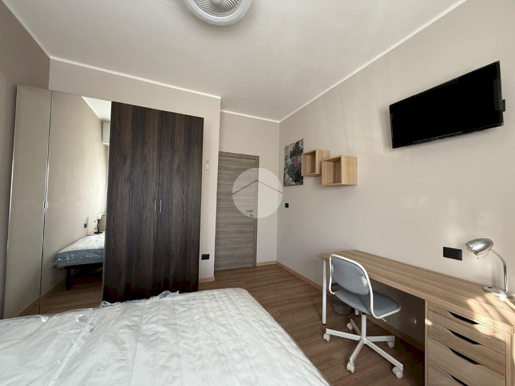Four-room apartment Via san rocco, Grugliasco - photo 2