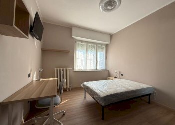 Four-room apartment Via san rocco, Grugliasco - photo 1