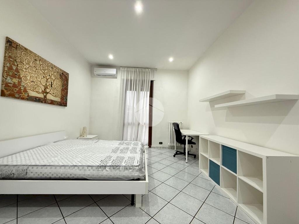 Three-room apartment Via Cristoforo Colombo, Grugliasco - photo 1