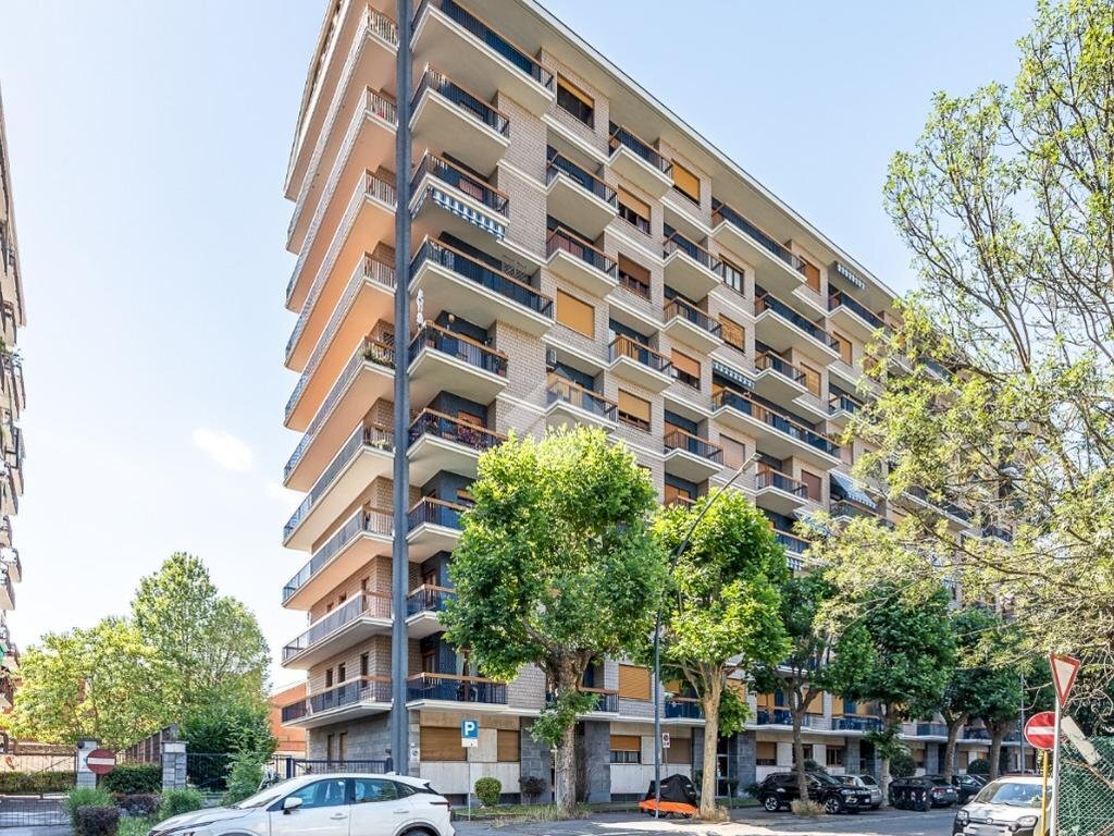 Four-room apartment Corso antony, Collegno - photo 1