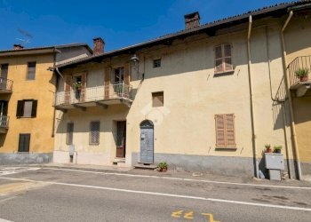 Casa semi indipendente Corso Italia, Gassino Torinese - foto 1