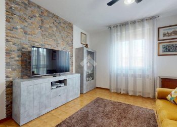 Four-room apartment Via Guido Reni, Pieve di Cento - photo 2