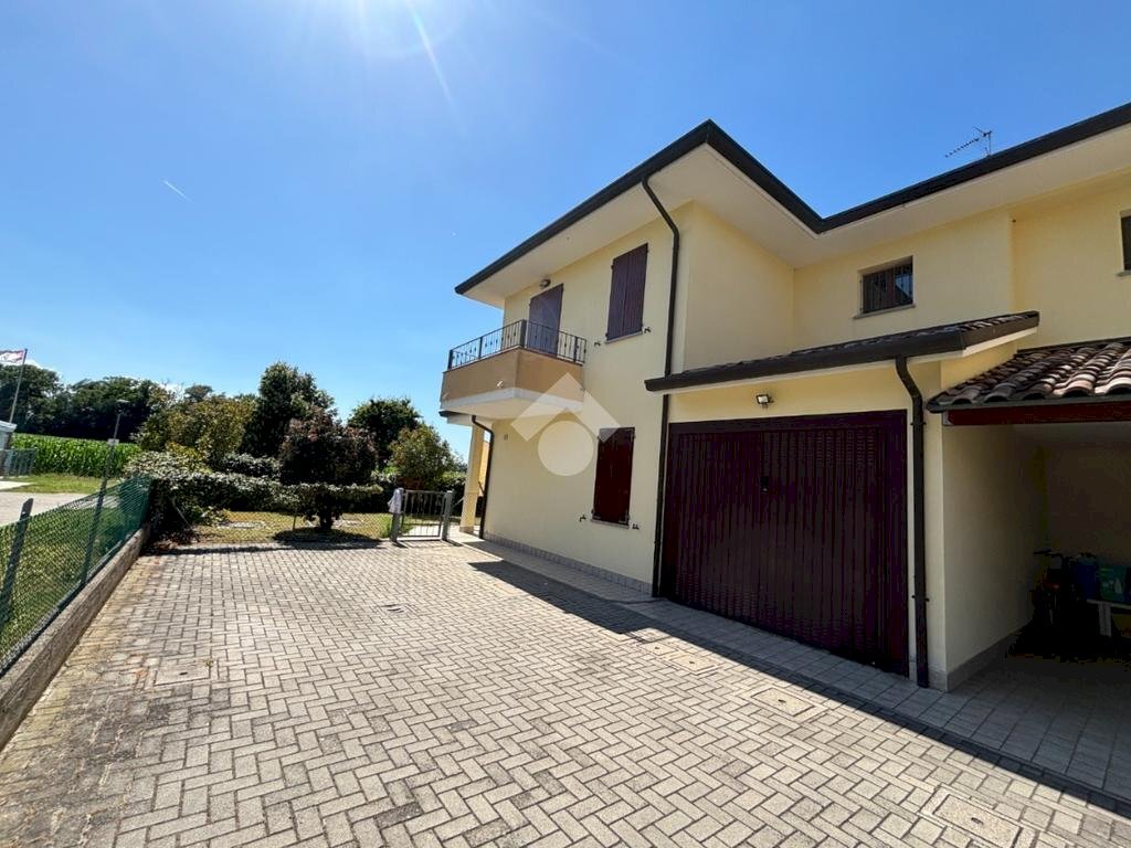 Quadrilocale Via Don Bruno Foschi, Russi - foto 1