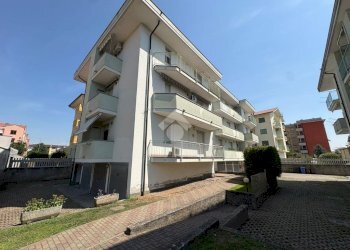 Two-room apartment Via Don Lorenzo Milani, Trecate - photo 9