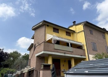 Four-room apartment Via dell'Amicizia, Castelfranco Emilia - photo 1