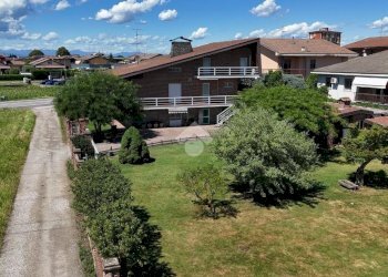 Villa Via Guglielmo Marconi, Cameri - photo 1