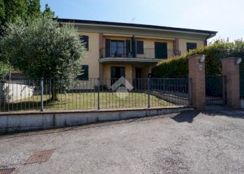 Three-room apartment Via Braglia, Castelvetro di Modena - photo 1