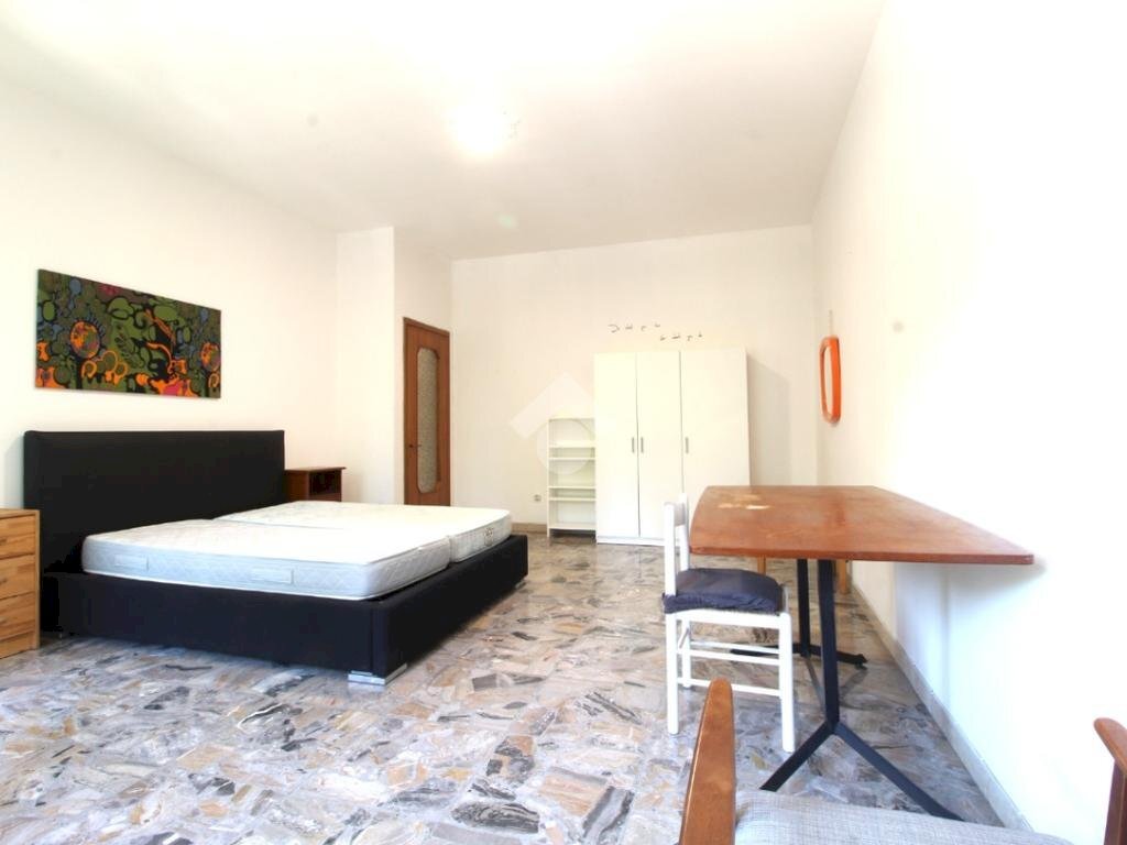 Three-room apartment Via Camillo Pezzarossa, Reggio nell'Emilia - photo 3