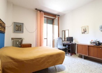 Three-room apartment Via Camillo Pezzarossa, Reggio nell'Emilia - photo 8
