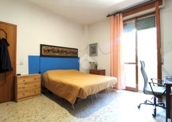 Three-room apartment Via Camillo Pezzarossa, Reggio nell'Emilia - photo 9
