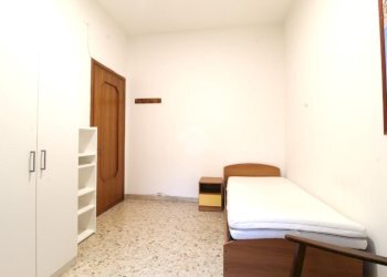 Three-room apartment Via Camillo Pezzarossa, Reggio nell'Emilia - photo 13