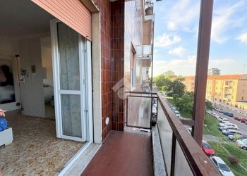 Two-room apartment Via Angelo Inganni, Milano (neighborhood Lorenteggio) - photo 14