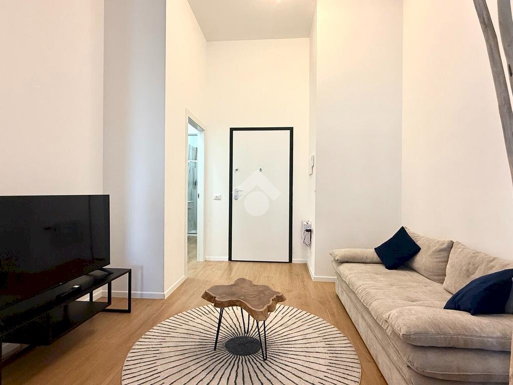 Two-room apartment Via Muzio Attendolo Detto Sforza, Milano (neighborhood Vigentino) - photo 1