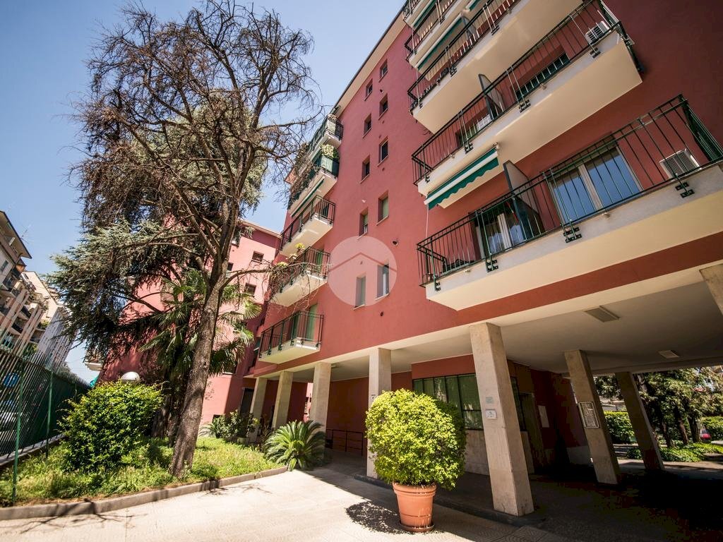Four-room apartment Via Carlo Valvassori Peroni, Milano (neighborhood Città Studi) - photo 3