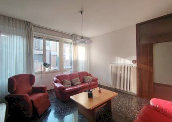 Quadrilocale Via del Borgo di San Pietro, 125, Bologna (zona Centro Storico) - foto 9