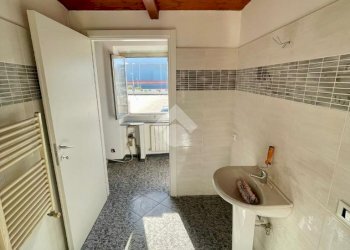 Appartamento Via bertolotti, Genova (zona Cornigliano) - foto 10