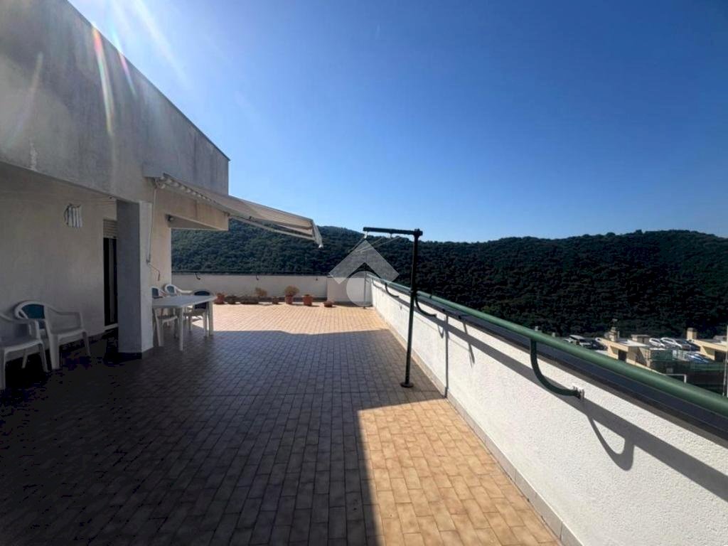 Appartamento Via Val Trebbia, Genova (zona Sant'Eusebio) - foto 1